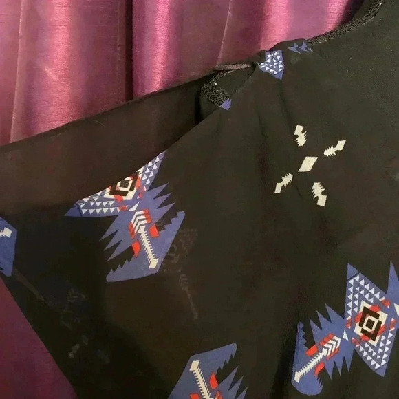 BB Dakota Aztec print dress, size small - Picture 3 of 4